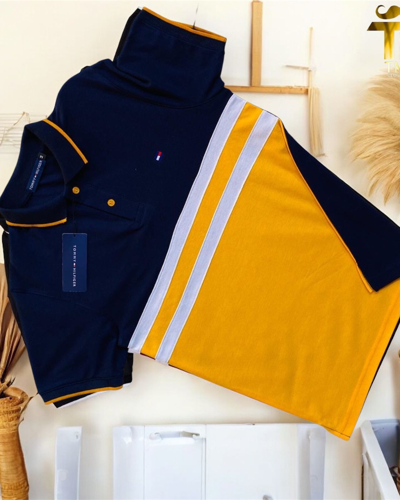 TOMMY MIX COLOR COLLOR T SHIRT thumbnail