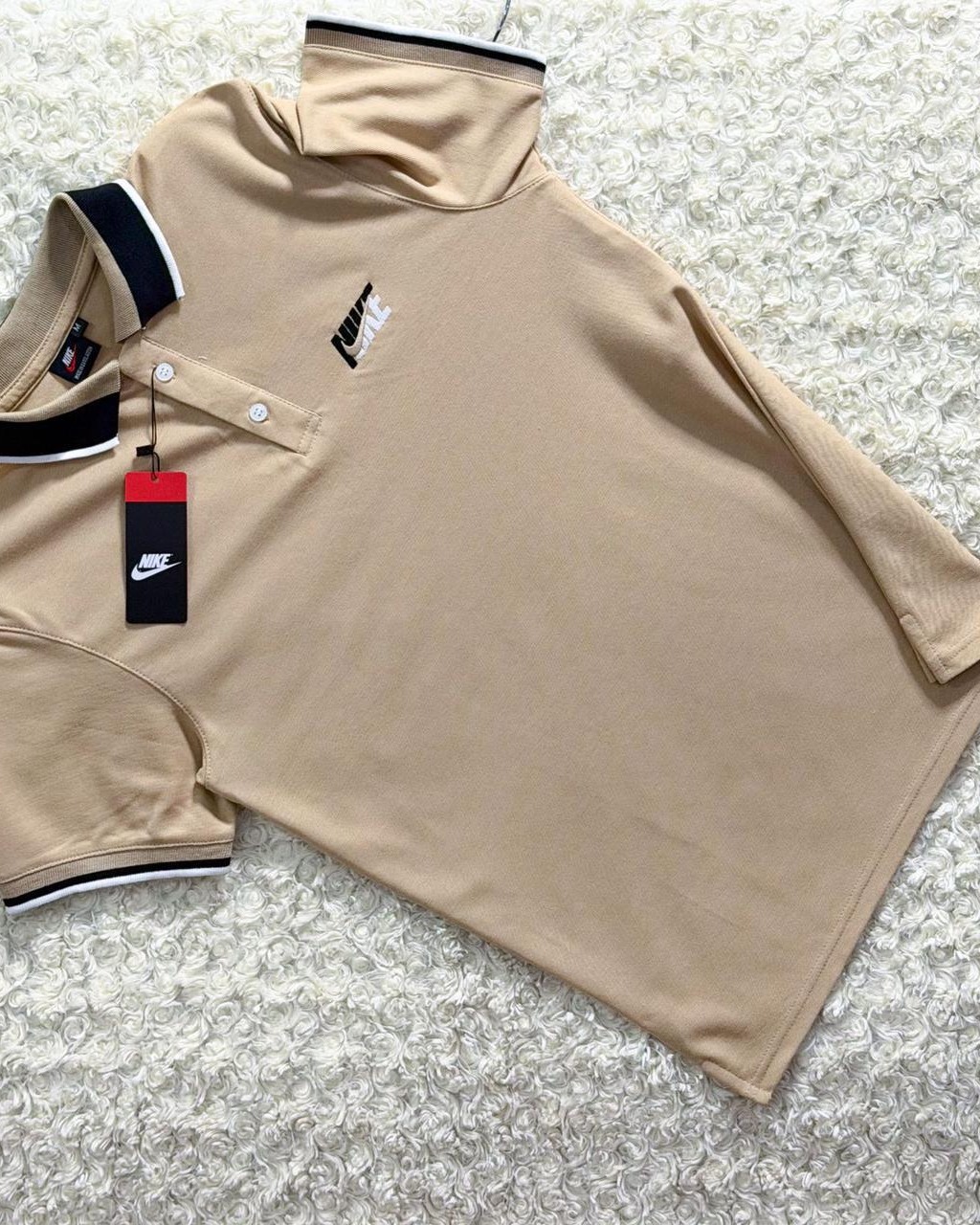 Nike plain t shirt thumbnail